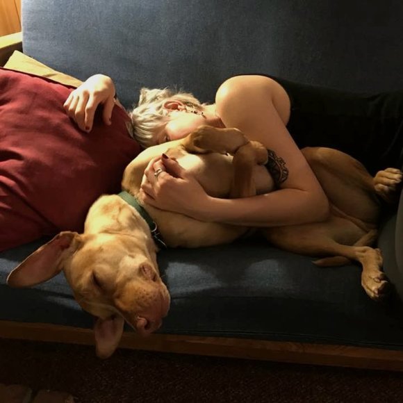 Meet your Posher, Maria - Picture 2 of 2